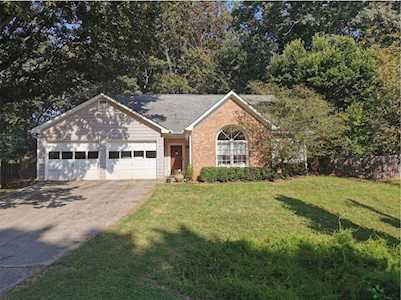5575 Dusty Ridge Trl Buford, GA 30518
