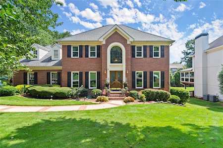 12025 Magnolia Crescent Dr Roswell, GA 30075