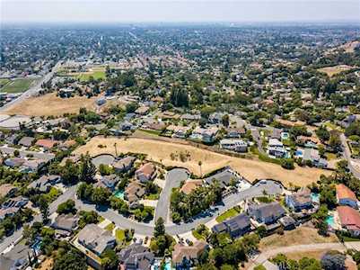19352 Lemon Hill Dr North Tustin, CA 92705