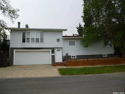 2501 Edward St Regina, SK S4S 0M9