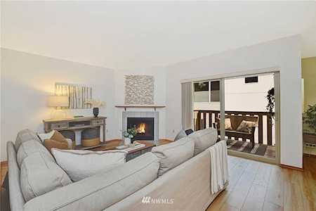 18200 73rd Ave NE #B304 Kenmore, WA 98028