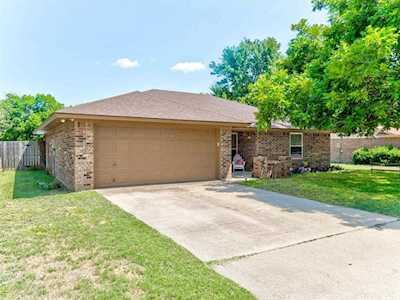 1013 Meadowlark Lane Granbury, TX 76048