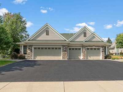 7000 Waterstone Lane Woodbury, MN 55125