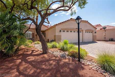 8032 Villa Fiesta St Las Vegas, NV 89131