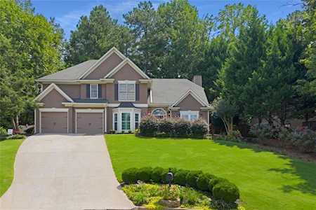 145 Morning Pine Ct Alpharetta, GA 30005