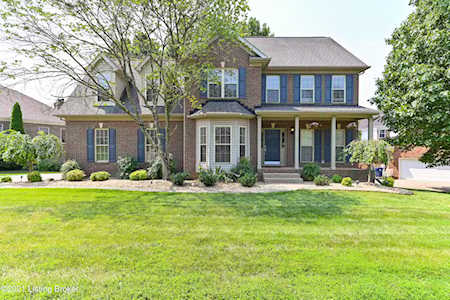 3808 Woodmont Park Ln Louisville, KY 40245