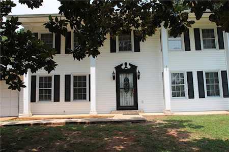 2756 Cardinal Lake Circle Duluth, GA 30096