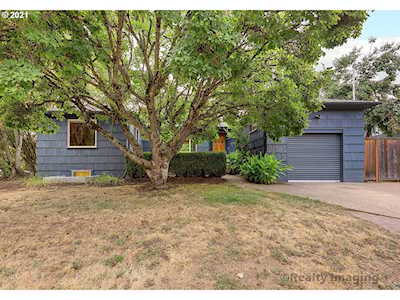 5705 SE Clinton St Portland, OR 97206