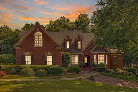 2509 Ivy Plantation Dr Buford, GA 30519