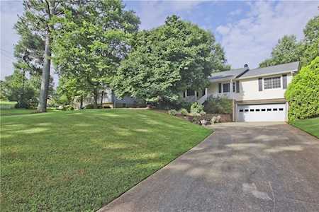 2045 Stilesboro Drive NW Kennesaw, GA 30152