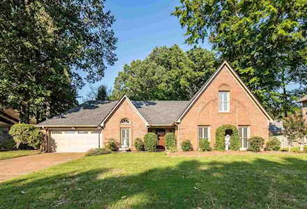 1457 Fox Trace Dr Cordova, TN 38016