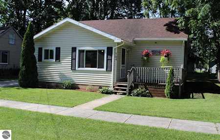 504 E Adams Coleman, MI 48618