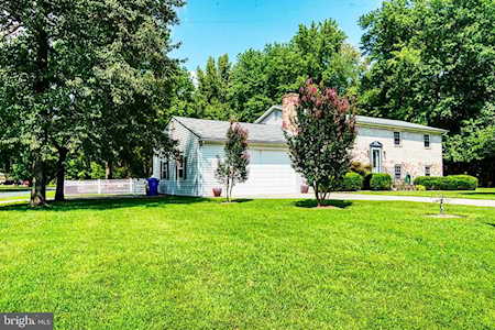 8194 Lakeview Dr Pomfret, MD 20675