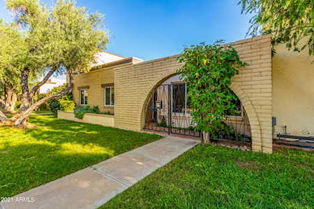 8207 E Berridge Lane Scottsdale, AZ 85250