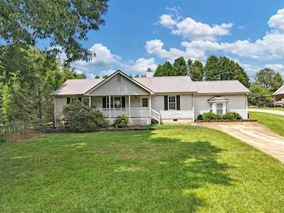 1212 S Ola Rd Locust Grove, GA 30248