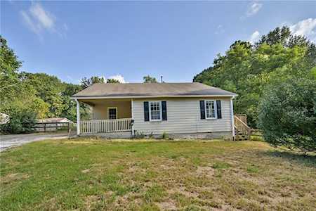 2042 Avery Rd Canton, GA 30115