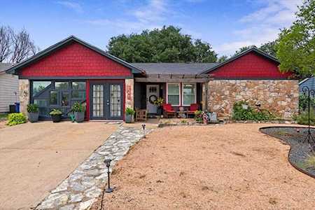 7600 Chelmsford DR Austin, TX 78736