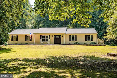 4345 Camp Kaufmann Rd Huntingtown, MD 20639