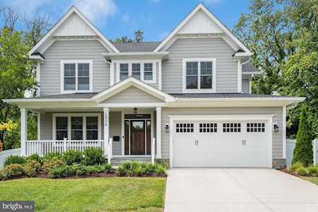 1906 Gilson St Falls Church, VA 22043