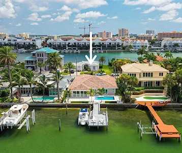 150 Devon Dr Clearwater, FL 33767