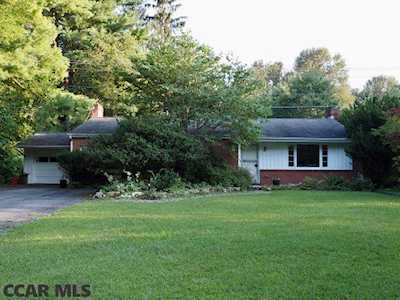 550 Main Street W Boalsburg, PA 16827