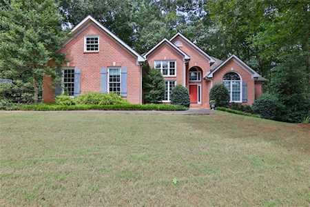 4685 Hamptons Dr Alpharetta, GA 30004