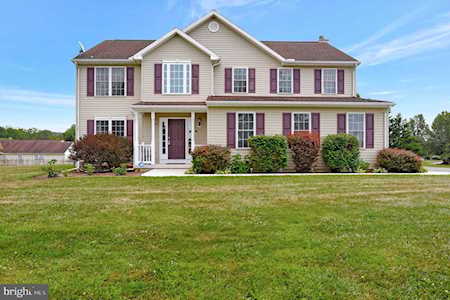 110 Dorchester Dr Falling Waters, WV 25419