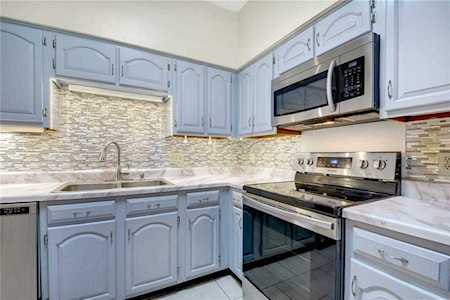 1910 Robbins PL #302 Austin, TX 78705