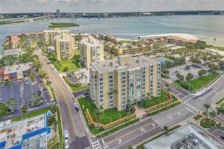 800 S Gulfview Blvd #701 Clearwater, FL 33767
