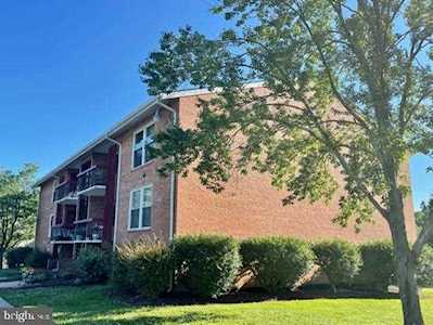 327 St Marys Ave #7K La Plata, MD 20646