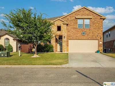 1313 Emerald Gate Dr Temple, TX 76502