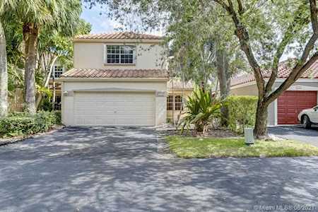 10720 NW 10th St #10700 Plantation, FL 33322
