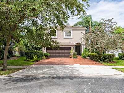 4902 SW 164th Ave Miramar, FL 33027