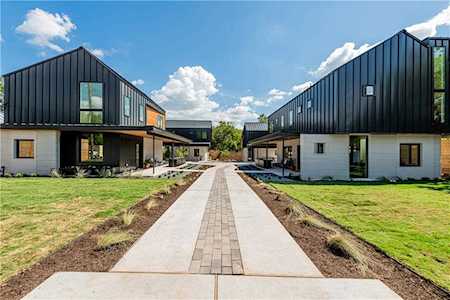 3503 17th ST #B3 Austin, TX 78721