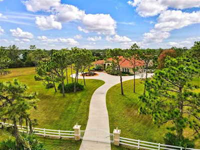 7606 213th St E Bradenton, FL 34202
