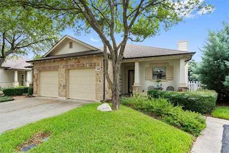 6801 Beckett RD #108R Austin, TX 78749