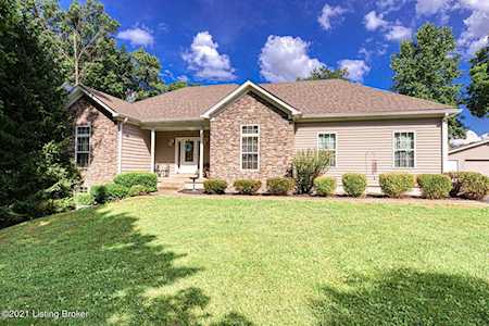 152 Browningtown Rd Shepherdsville, KY 40165