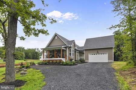 22248 Newlin Mill Rd Middleburg, VA 20117