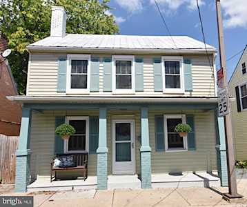 433 South St W Frederick, MD 21701