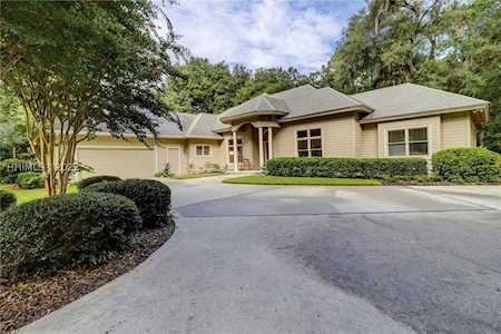 19 Crooked Pond Dr Hilton Head Island, SC 29926