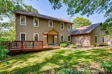 10017 Barnes Trail Inver Grove Heights, MN 55077