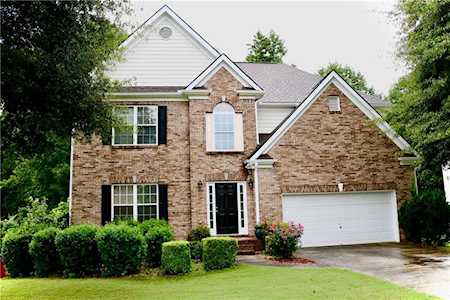 2347 Malden Park Dr Buford, GA 30519