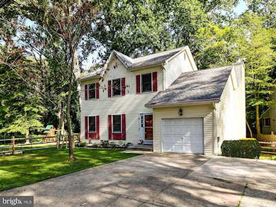 374 Kyle Rd Crownsville, MD 21032