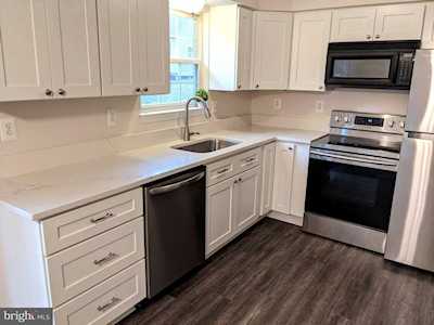 35904 Army Navy Dr Mechanicsville, MD 20659