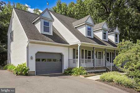9839 Lawyers Rd Vienna, VA 22181