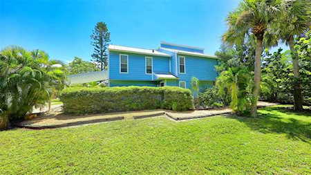 526 Treasure Boat WAY Sarasota, FL 34242