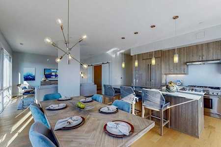 10 Shipyard Drive #313 Hingham, MA 02043