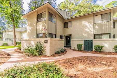 90 Gloucester Rd #203 Hilton Head Island, SC 29928
