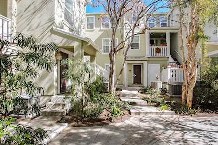 62 Valmont Way Ladera Ranch, CA 92694