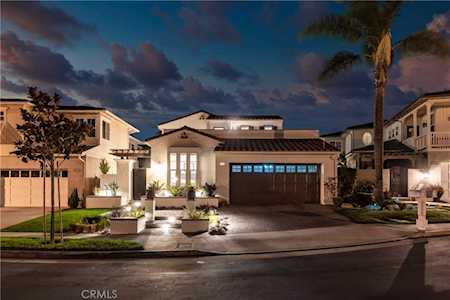 19076 Sugarberry Circle Huntington Beach, CA 92648